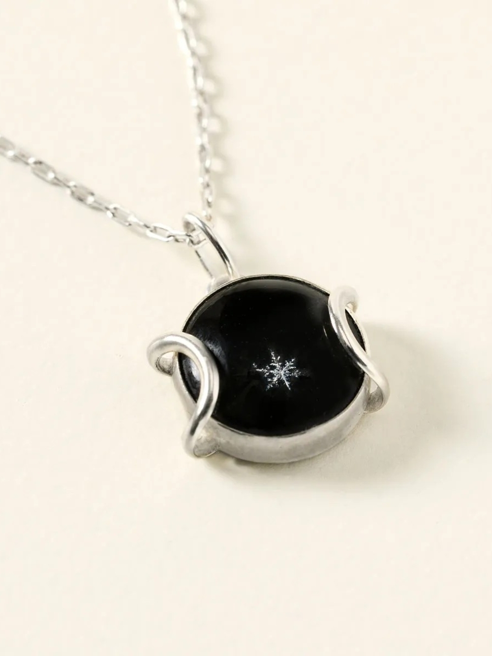 Sterling Silver Real Snowflake Forever Pendant Necklace 18 Inch